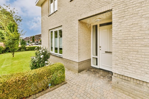 Preview: Panorama view of brick houses