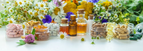 Preview: Tinctures, extracts, oils and dietary supplements from medicinal herbs. Selective focus.