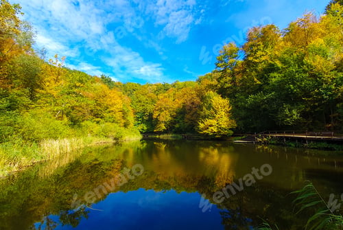 Vista previa: Lago Paraschiva en el complejo turístico de Sovata - Rumania