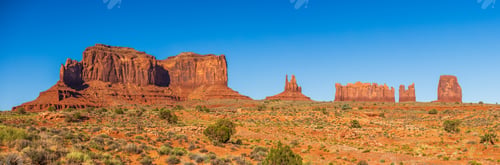 Preview: Monument valley in the late afternoon with clear skies