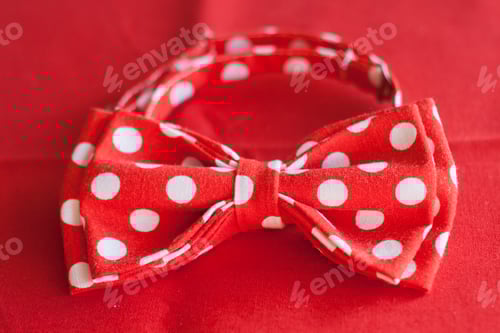 Preview: Festive Red Bow Tie with White Polka Dots