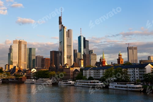 Preview: Skyline of Frankfurt and Main River in the early morning,