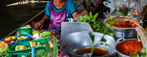 Preview: fresh produce on sale on floating market in Thainland