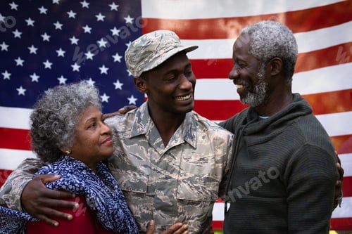 Preview: Soldier with family