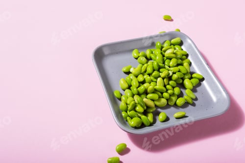 Preview: Green fresh soybeans