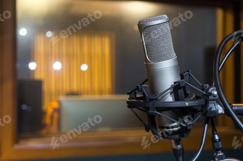 Preview: Professional condenser studio microphone, Musical Concept