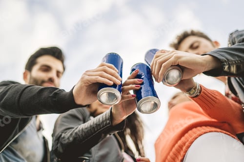 Preview: Canned beers toasting