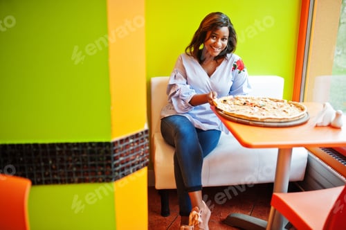 Preview: Bright pizzeria
