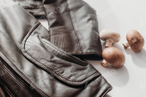 Preview: mycelium leather, bio based sustainable alternative leather made of mushrooms.