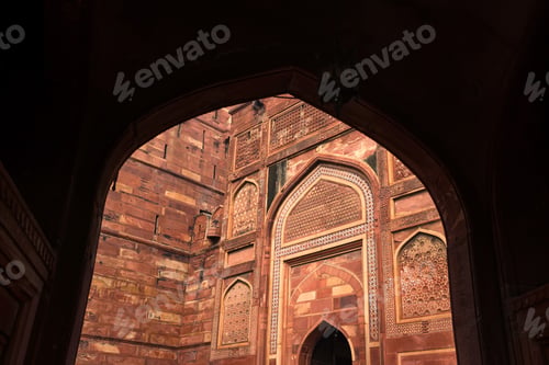 Preview: Red Fort situated in Agra, India