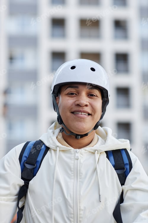 Preview: Food Delivery Worker in City