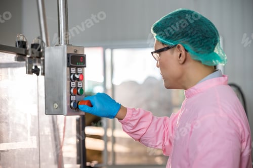 Preview: Worker Checking quality or checking stock of glass bottle in beverage factory.