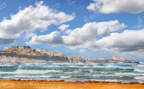 Preview: Gorgeous view on Vieste and Pizzomunno beach