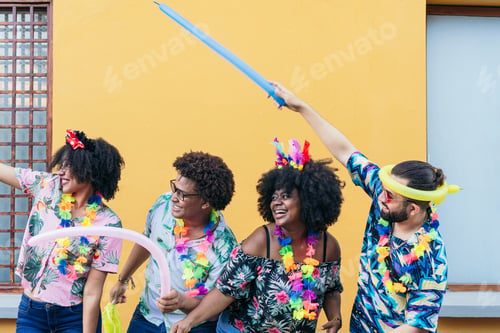 Preview: Amigos Latinos celebrating street carnival