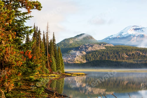 Preview: Mountains lake