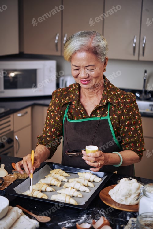 Preview: Cooking croissants