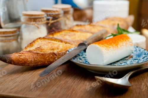 Preview: French cheese and baguette