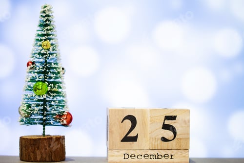 Visualização: 25 de dezembro e decoração de natal em fundo azul