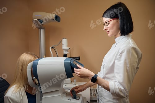 Preview: Young ophthalmologist uses special equipment in her work