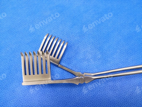 Preview: Medical Surgical Self Retractor Tip