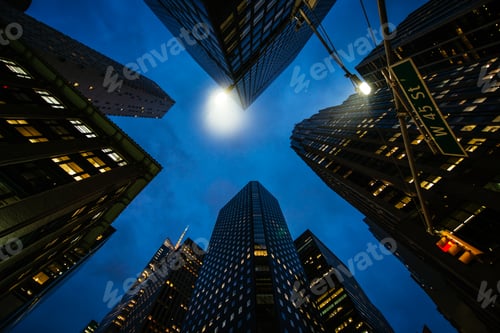 Preview: Urban center in New york city