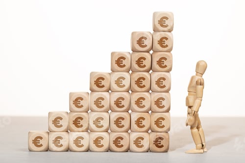 Preview: Euro Currency Blocks with Wooden Mannequin