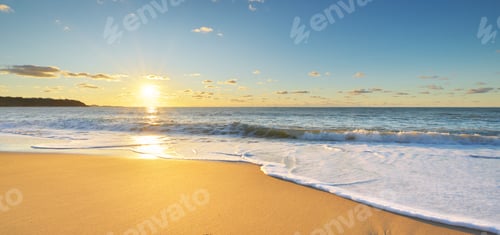 Preview: Beautiful beach shore seascape.