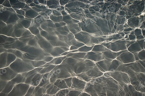 Preview: Reflection in gray water