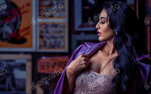 Preview: Beautiful young woman posing