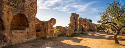 Preview: The historical walls