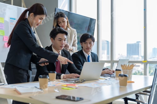 Preview: A group of young Asian businessmen