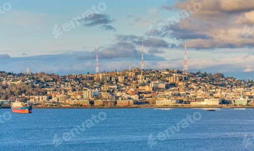 Preview: A Veiw Of Queen Anne Hill In Seattle, Washington.