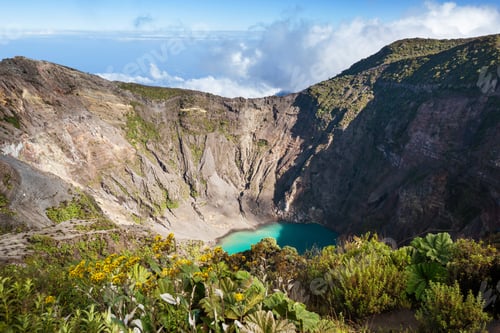 Preview: Hike to volcano
