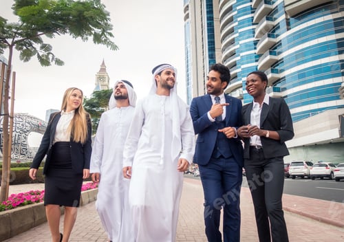 Preview: Group of businessmen in Dubai