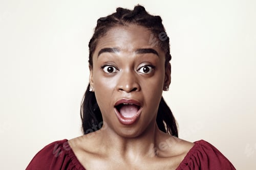Preview: Closeup portrait of shocked african american woman