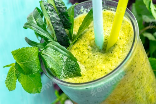 Preview: Green vegetable smoothie