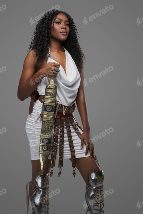 Preview: Dark-skinnedn model in Greek-style tunic with ornate belt
