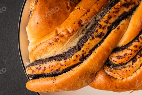 Preview: poppy seed roll braided poppy seed brioche sweet pastry dessert poppy seed roll