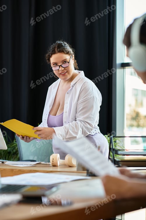 Preview: A young woman confidently presents her ideas to a friend during a creative brainstorming session