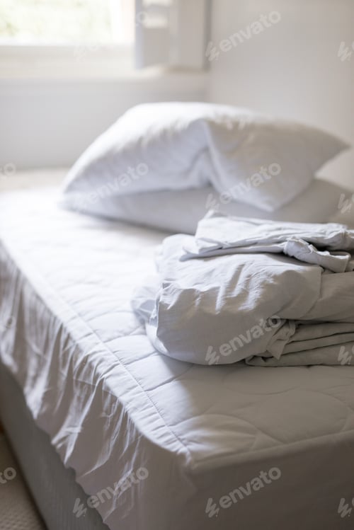 Preview: Making a bed