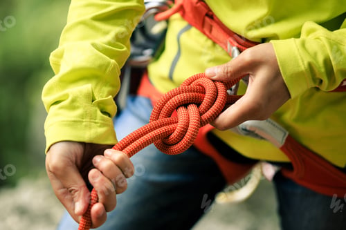 Preview: Rope knot for climbing