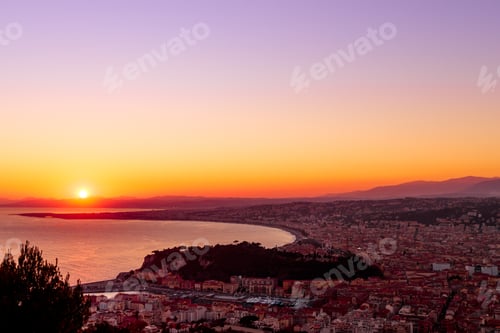 Preview: Cityscape of Nice, France with a view on the Promenade des Anglais and the airport