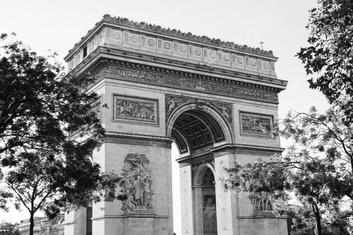 Preview: View of Arc de Triomphe - Triumphal Arc in Paris, France