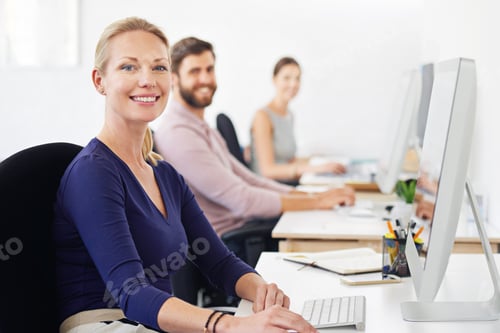 Preview: Shes staying on top of her work