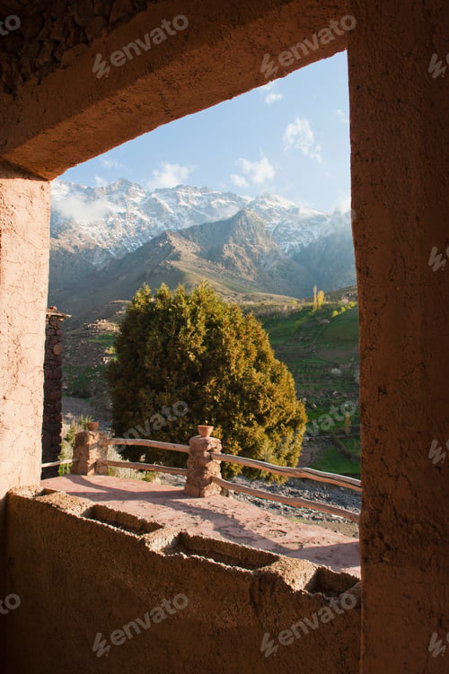 Preview: Acommodation in Ouanskra between Tacheddirt and Tizi n Tamatert, High Atlas Mountains, Morocco, Nort