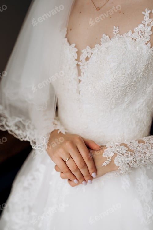 Preview: bride in a white dress at the training camp