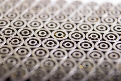 Preview: Group bearings and rollers automobile components for the engine and chassis suspension