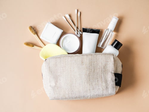Preview: Travel cosmetic bag with the necessary means to care for women's skin