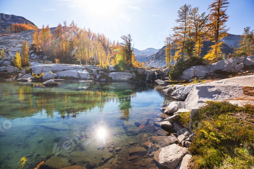 Preview: Alpine lake