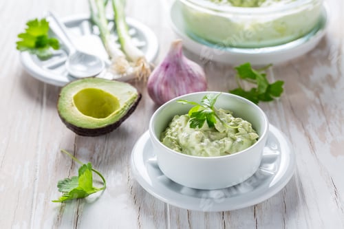 Preview: Avocado spread with curd cheese and ingredients